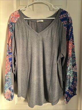⚜️ Beyove Women's Gray V-Neck Raglan Sleeve Long-Sleeve Tee Oversized